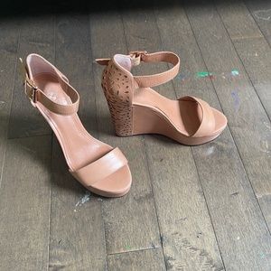 Vince Camuto